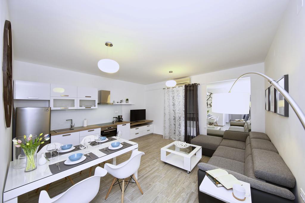 First Floor Zadar Apartment Экстерьер фото